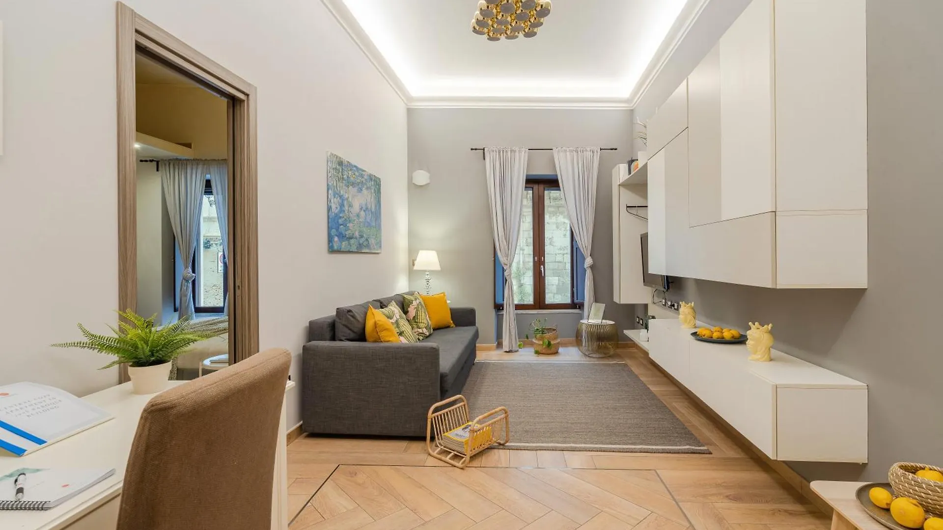Central Cozy Apt. 70M2 In '700S Baroque Building Syracuse